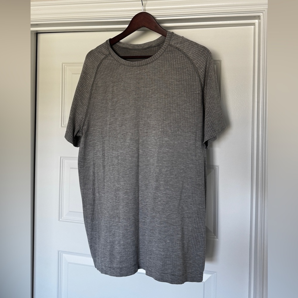 Lululemon Metal Vent Grey